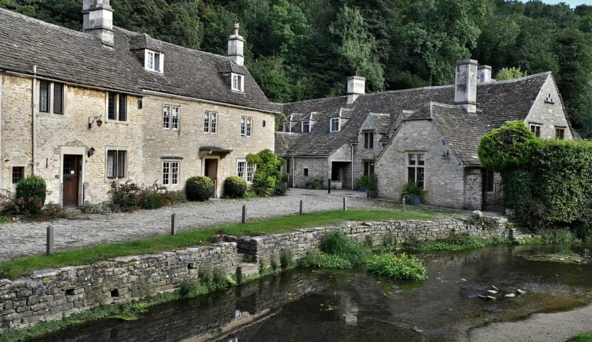 I cottage di Castle Combe affacciati sul Bybrook
