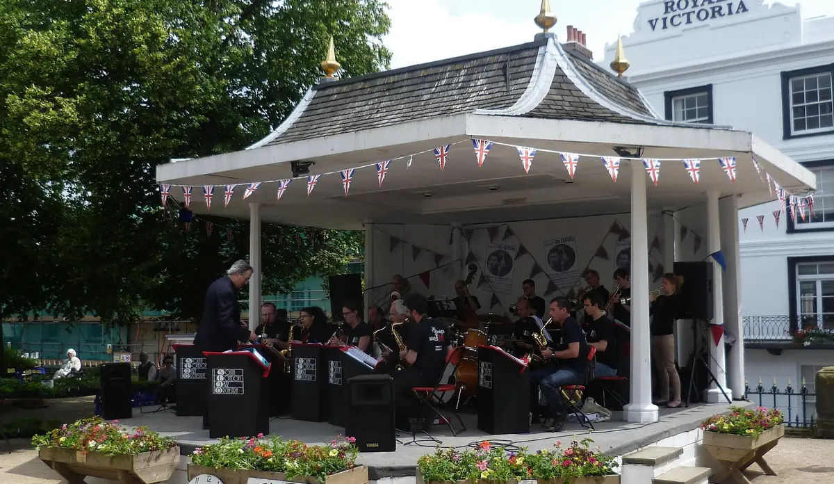 Il chiosco della musica sui Pantiles di Royal Tunbridge Wells